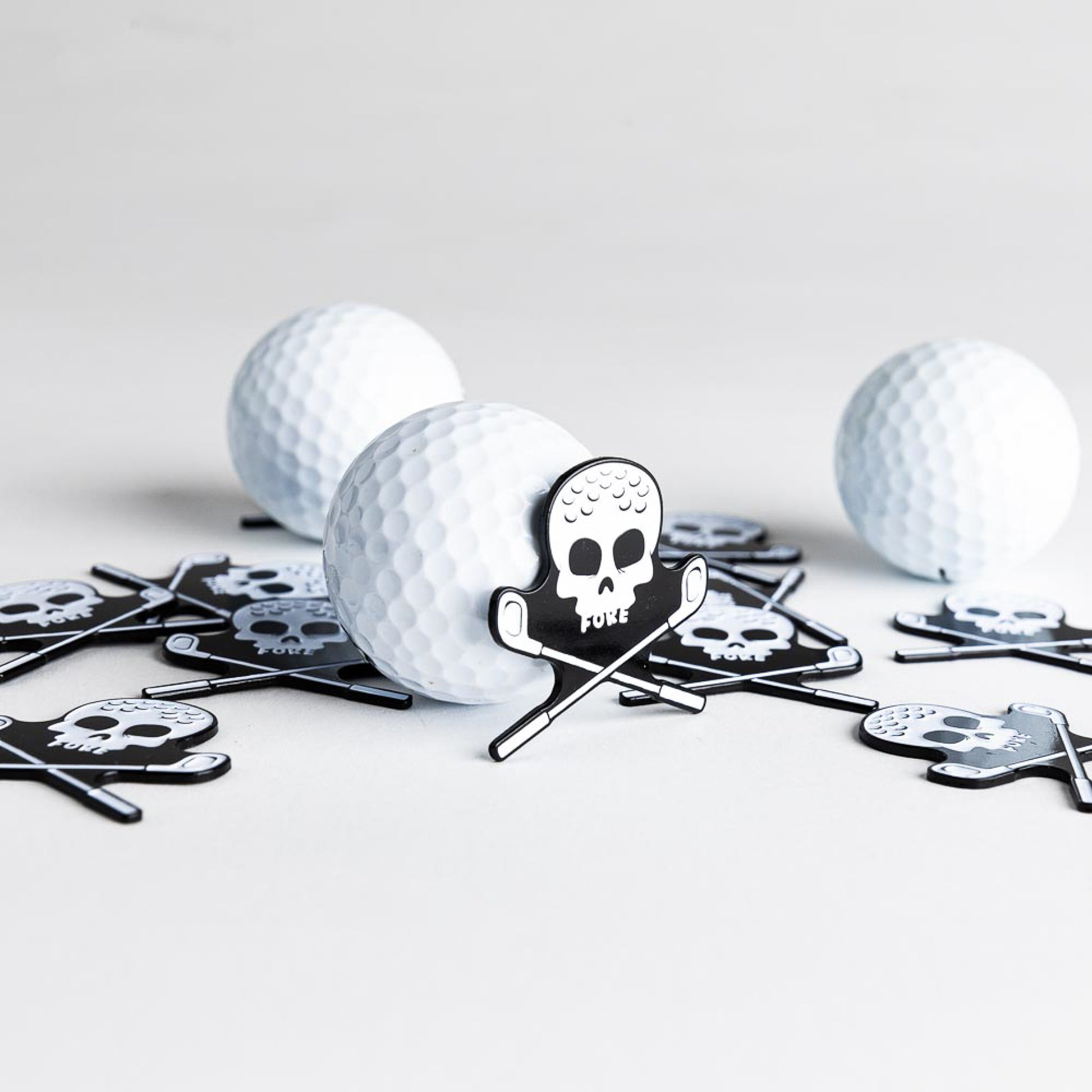 bad cards fore good golfers ball marker